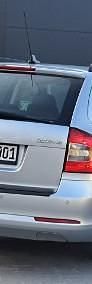 Używany Skoda Octavia 140 KM (102 kW) 2010 Srebrny Kombi
