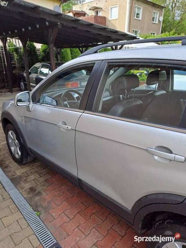 Używany 2007 Chevrolet Captiva SUV | 17 000 zł (Uczciwa cena) - Obraz 1/4