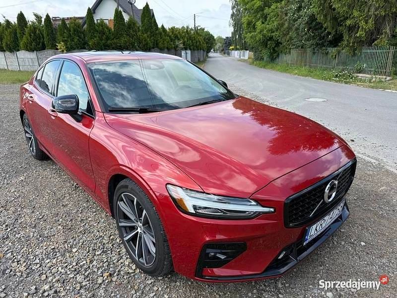 Bordowy Używany 2022 Volvo S60 Sedan/Limuzyna | 149 900 zł - Obraz 1/4