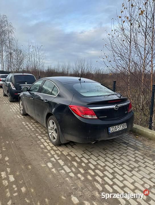 Używany Opel Insignia 2009 Czarny Sedan/Limuzyna