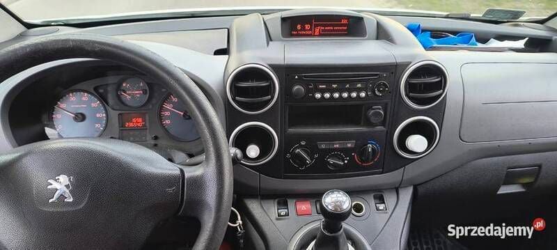 Używany Peugeot Partner Tepee 2016 Minivan