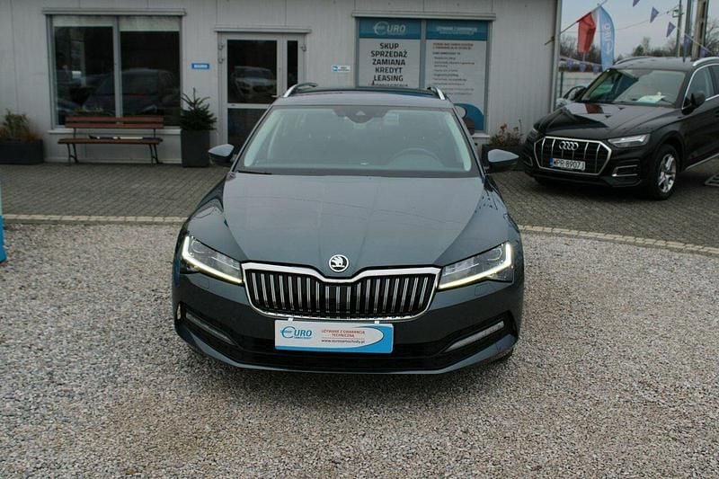 Używany Skoda Superb Ambition 2021 Szary Kombi