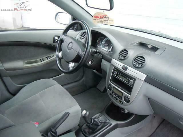 Używany Chevrolet Nubira 121 KM (88 kW) 2008 Srebrny Sedan/Limuzyna