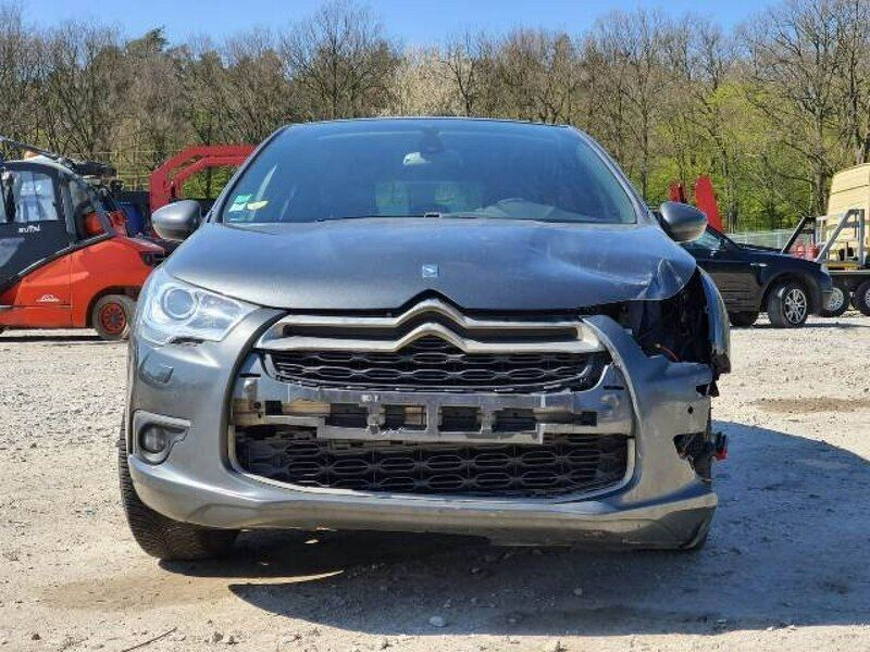 Używany Citroën DS4 112 KM (82 kW) 2012 Szary Hatchback