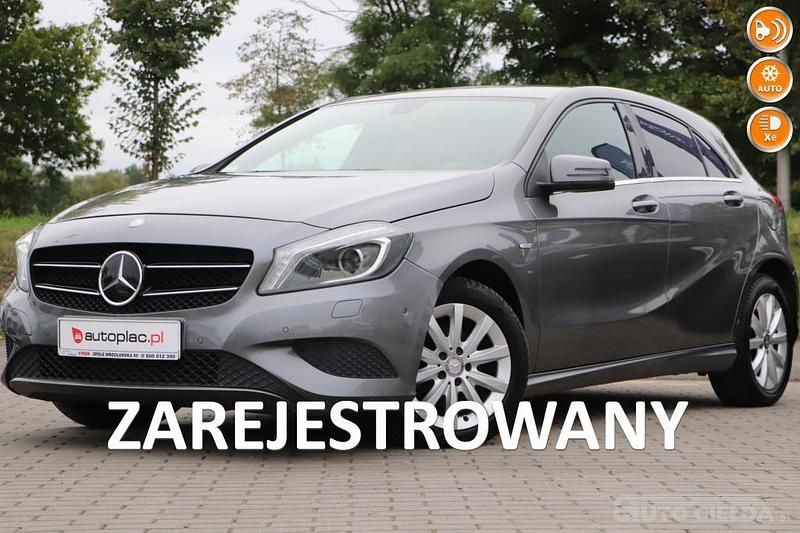 Grafitowy metalik Używany 2014 Mercedes A180 Avantgarde Hatchback | 38 900 zł (Uczciwa cena) - Obraz 1/4