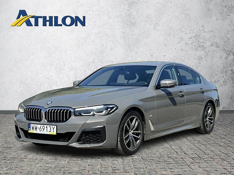 Szary (metalik) Używany 2022 BMW 530 Sedan/Limuzyna | 166 300 zł (Uczciwa cena) - Obraz 1/4