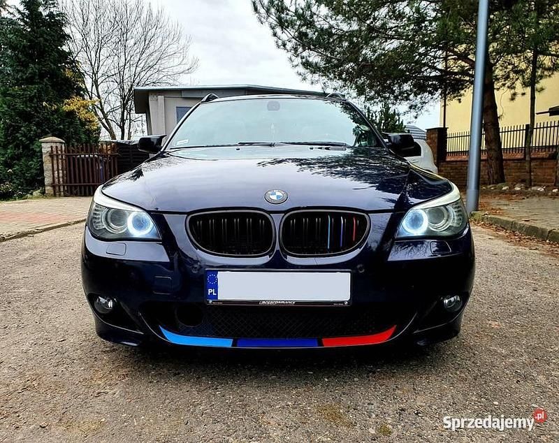 Granatowy Używany 2007 BMW 525 Performance Kombi | 29 900 zł (Drogi) - Obraz 1/4