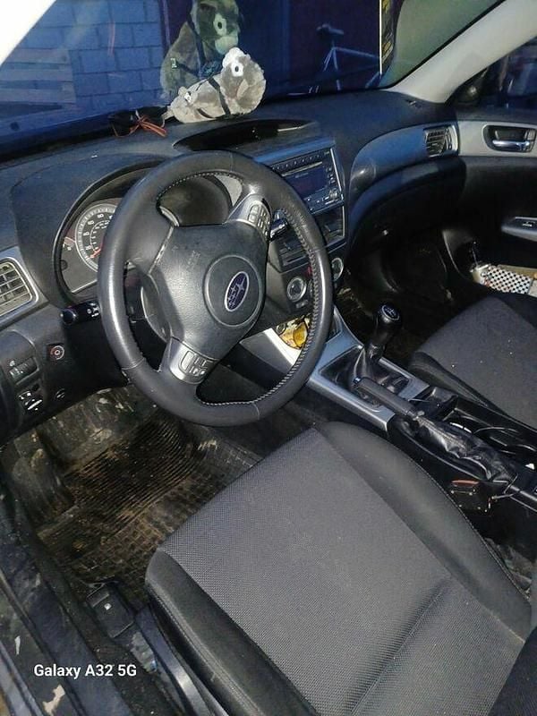 Używany Subaru Impreza 2010 Szary Hatchback