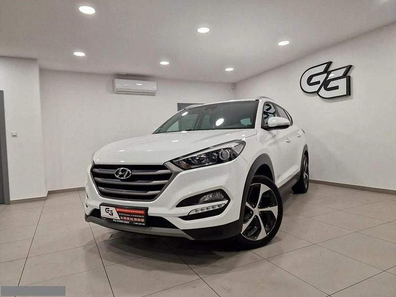 Biały Używany 2017 Hyundai Tucson SUV | 72 999 zł (Uczciwa cena) - Obraz 1/4