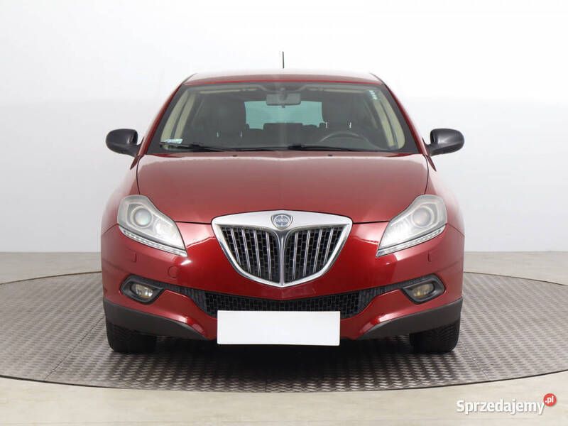 Bordowy Używany 2009 Lancia Delta Hatchback | 13 999 zł (Uczciwa cena) - Obraz 1/4