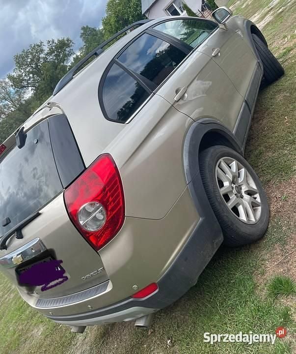 Złoty Używany 2010 Chevrolet Captiva SUV | 20 000 zł (Uczciwa cena) - Obraz 1/2
