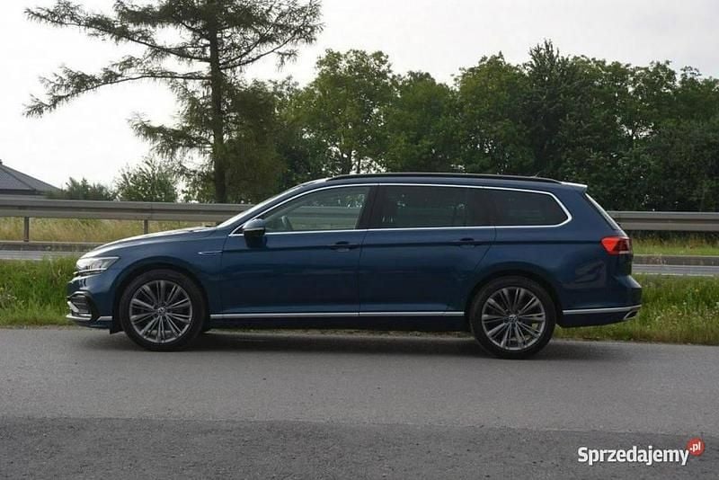 Używany VW Passat 218 KM (160 kW) 2020 Niebieski Sedan/Limuzyna