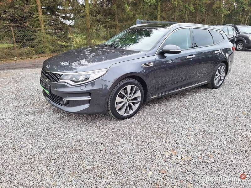 Używany Kia Optima 141 KM (103 kW) 2017 Grafitowy Kombi