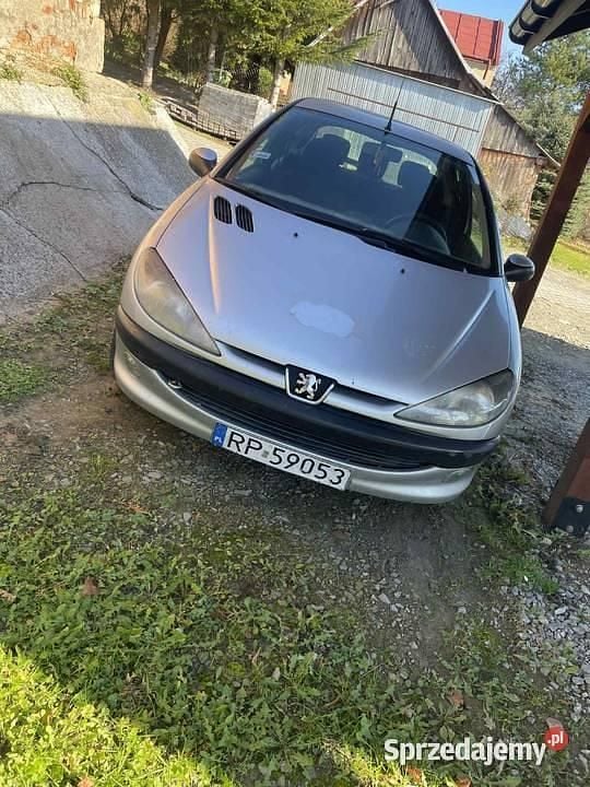 Srebrny Używany 2000 Peugeot 206 Hatchback | 2600 zł (Uczciwa cena) - Obraz 1/4