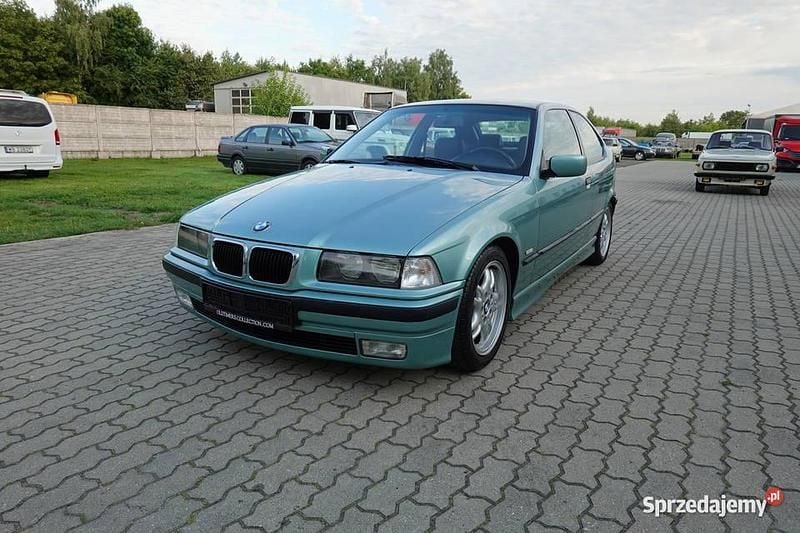 Zielony Używany 1999 BMW 316 Compact Hatchback | 15 000 zł - Obraz 1/4