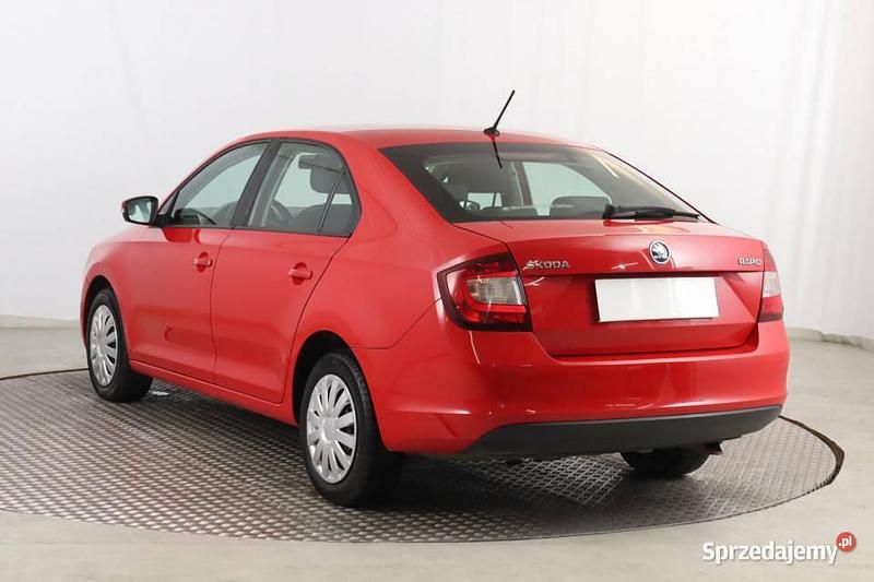 Używany Skoda Rapid 2017 Czerwony Hatchback