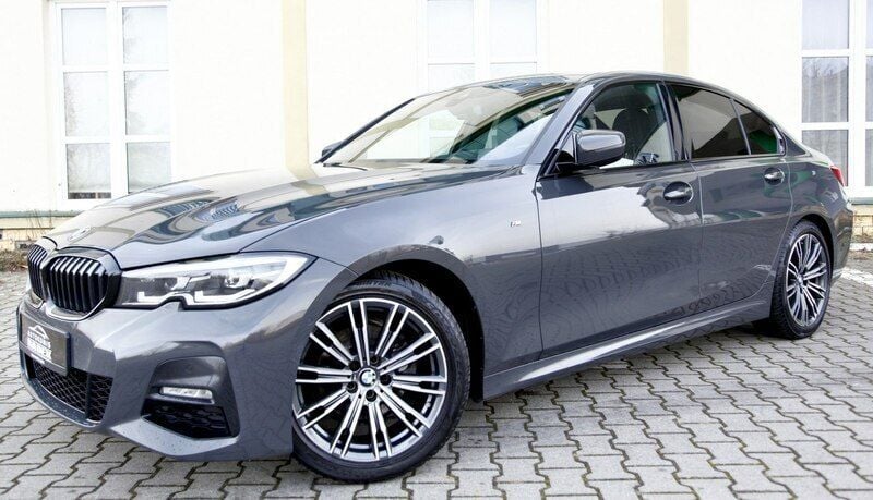 Używany BMW 320 190 KM (139 kW) 2021 Grafitowy (metalik) Sedan/Limuzyna