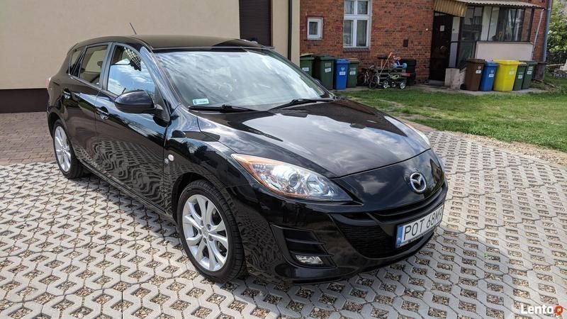 Używany Mazda 3 2010 Czarny Hatchback