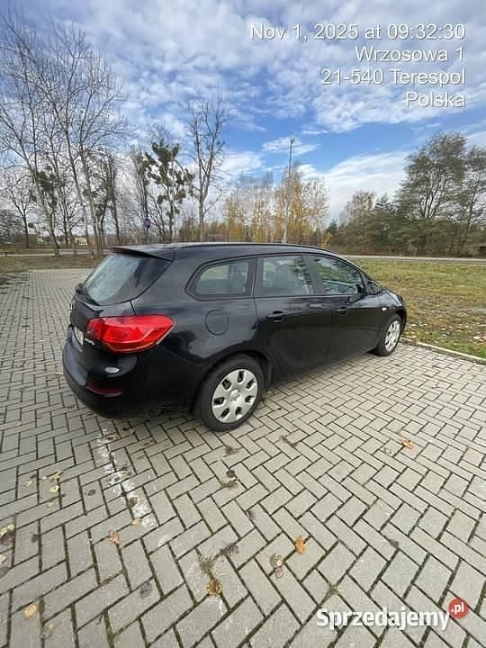 Używany 2012 Opel Astra Kombi | 10 000 zł (Dobra cena) - Obraz 1/4