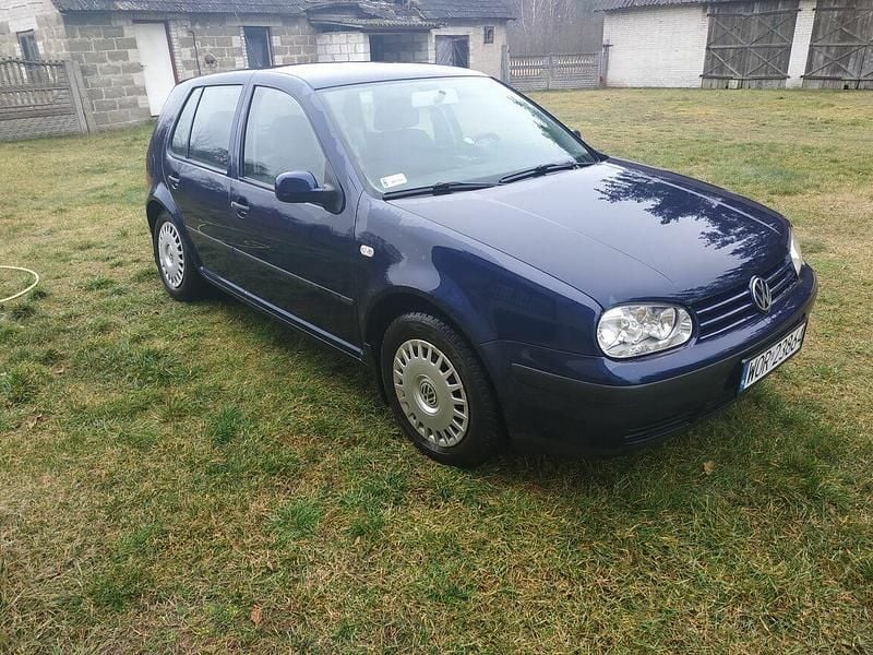 Niebieski Używany 2000 VW Golf IV Hatchback | 6000 zł (Uczciwa cena) - Obraz 1/4
