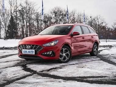 Używany Hyundai i30 116 KM (85 kW) 2021 Czerwony Kombi