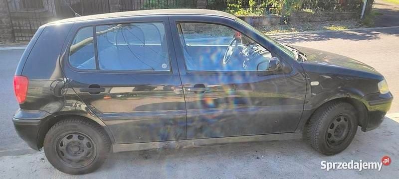Używany 2000 VW Polo Sedan/Limuzyna | 1400 zł (Uczciwa cena) - Obraz 1/4