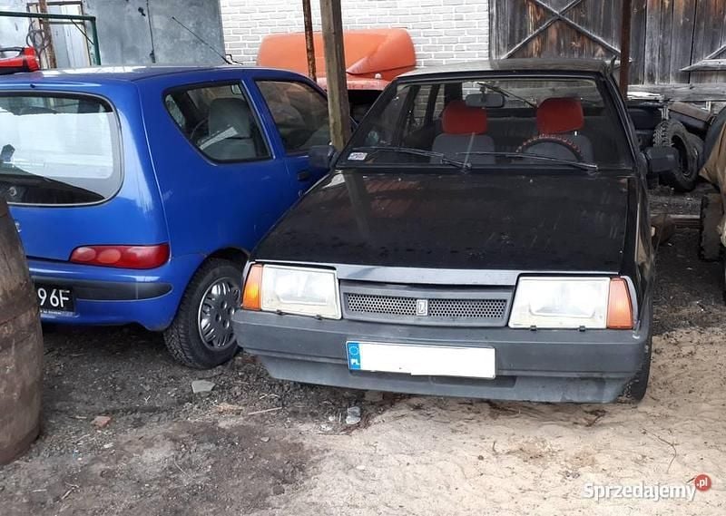 Czarny Używany 1990 Lada Samara Hatchback | 3100 zł - Obraz 1/4
