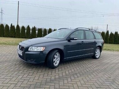 Inny kolor Używany 2010 Volvo V50 Kombi | 21 900 zł (Drogi) - Obraz 1/4