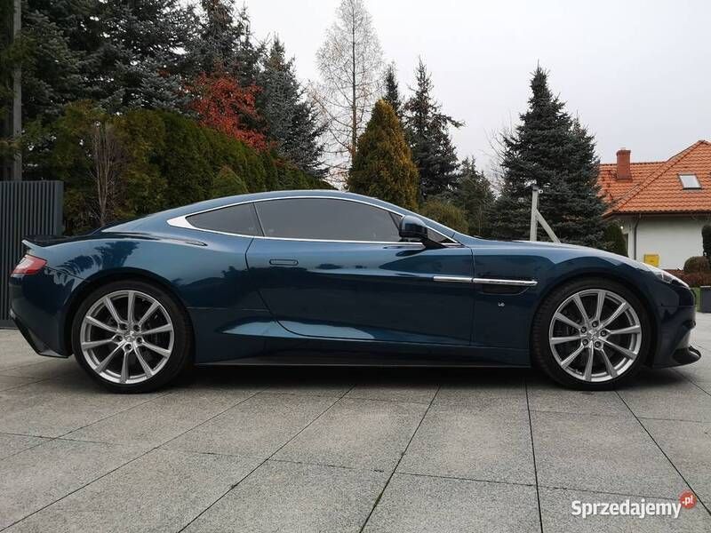 Niebieski Używany 2017 Aston Martin Vanquish Coupe | 649 000 zł - Obraz 1/4