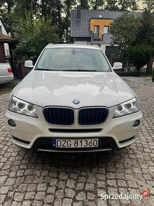 Biały Używany 2011 BMW X3 SUV | 44 900 zł (Dość drogi) - Obraz 1/4
