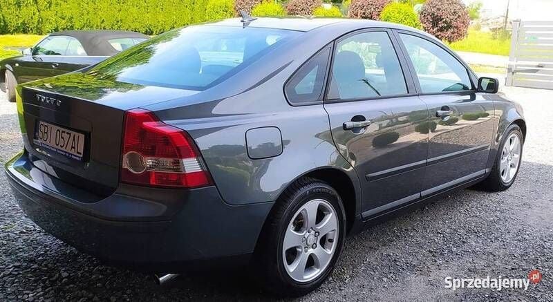 Szary Używany 2004 Volvo S40 Sedan/Limuzyna | 9500 zł - Obraz 1/4