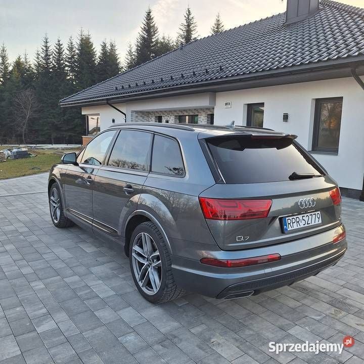 Używany Audi Q7 Ambiente 2016 Szary SUV