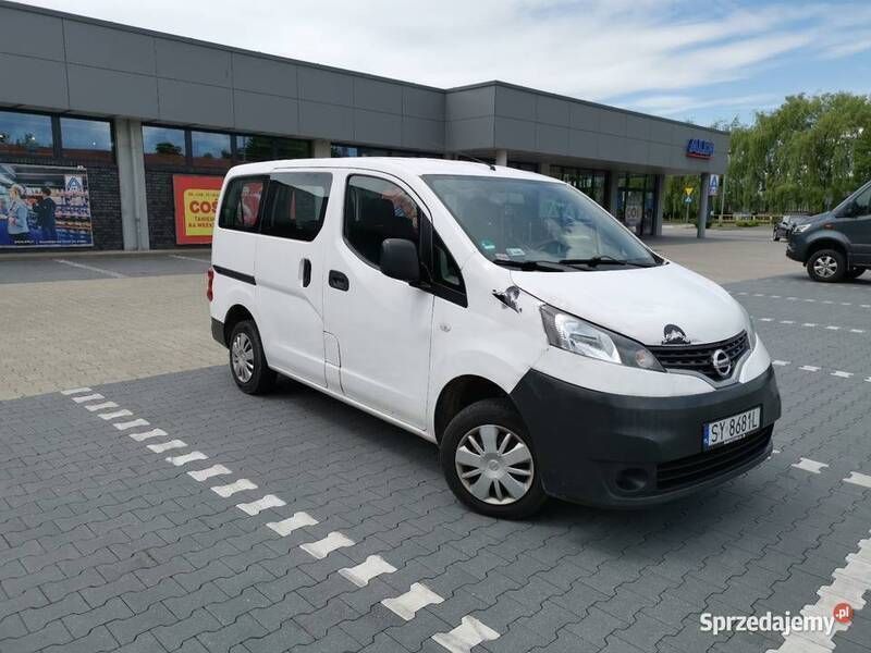 Biały Używany 2010 Nissan NV200 Van | 18 990 zł - Obraz 1/4