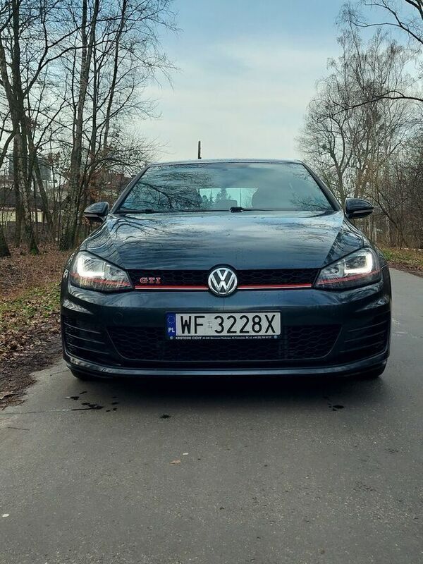 Szary Używany 2017 VW Golf VII GTI Hatchback | 71 999 zł (Uczciwa cena) - Obraz 1/4