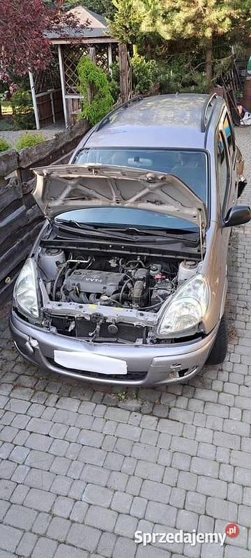 Używany Toyota Yaris 2003 Kombi