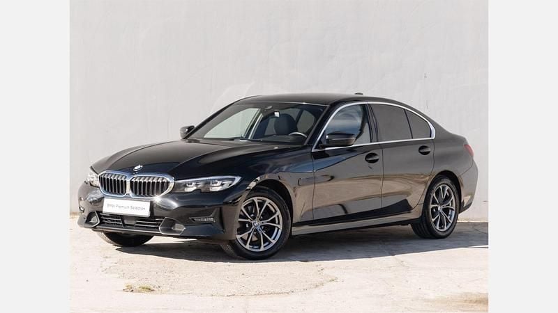 Czarny Używany 2021 BMW 320 Sport Line Sedan/Limuzyna | 119 900 zł (Uczciwa cena) - Obraz 1/3