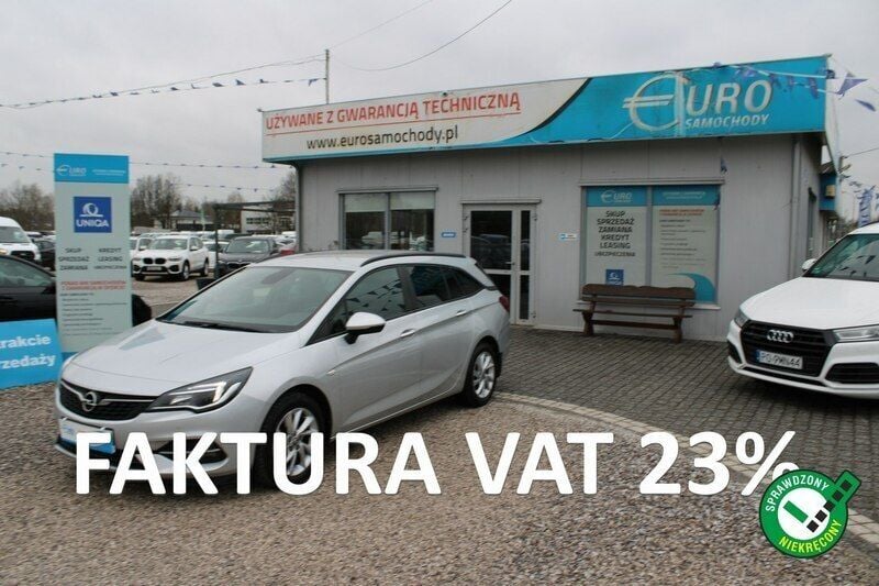 Srebrny (metalik) Używany 2020 Opel Astra Kombi | 31 626 zł (Super Cena) - Obraz 1/4