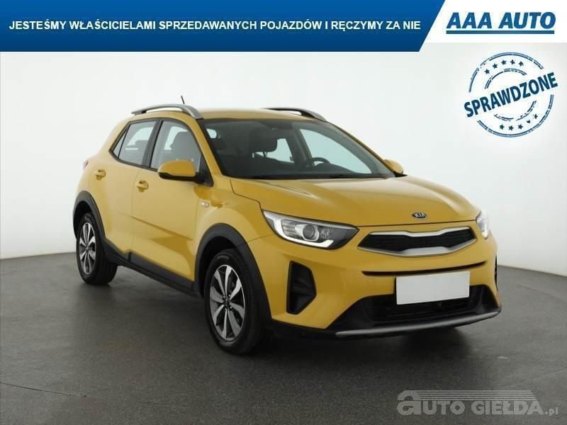 Żółty Używany 2020 Kia Stonic SUV | 54 999 zł (Uczciwa cena) - Obraz 1/4