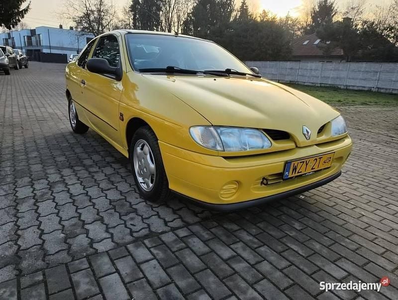 Żółty Używany 1996 Renault Mégane Coupé Coupe | 13 500 zł (Dość drogi) - Obraz 1/4