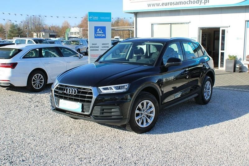 Czarny (metalik) Używany 2019 Audi Q5 SUV | 84 471 zł - Obraz 1/3