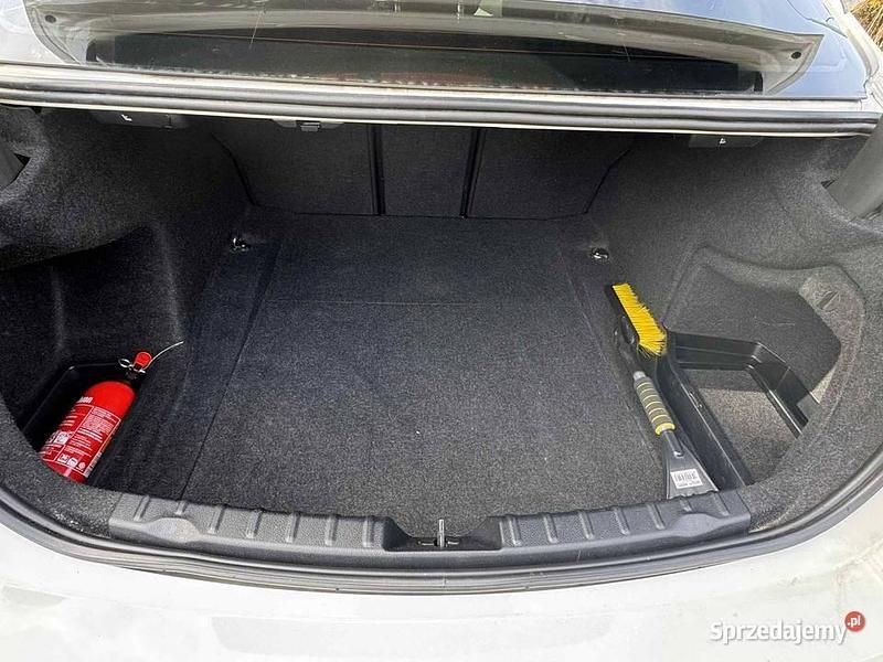 Używany BMW 320 184 KM (135 kW) 2012 Sedan/Limuzyna