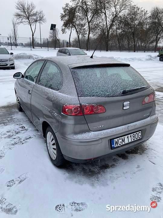 Używany Seat Ibiza 2003 Szary Hatchback