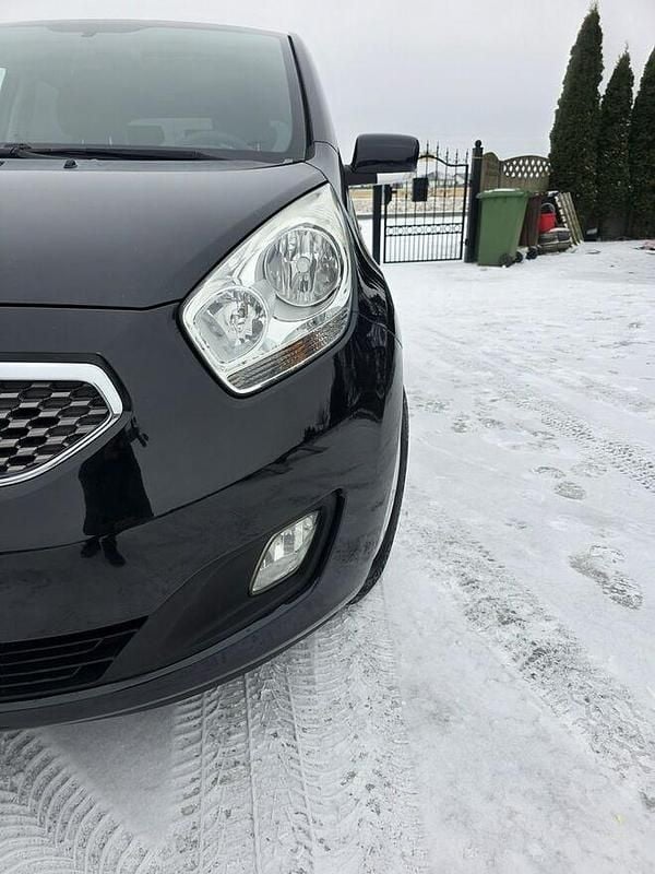 Używany Kia Venga 90 KM (66 kW) 2011 Czarny (metalik) Hatchback