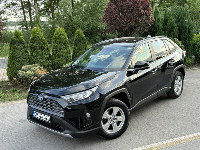 Czarny (metalik, perła) Używany 2019 Toyota RAV4 Hybrid SUV | 96 900 zł (Uczciwa cena) - Obraz 1/4