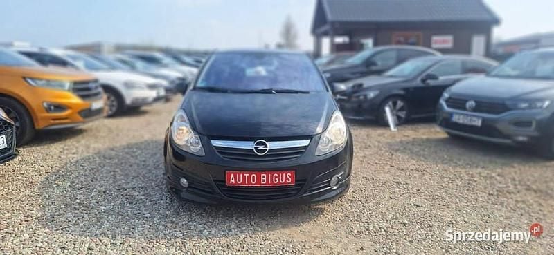 Czarny (metalik, perła) Używany 2007 Opel Corsa Hatchback | 12 900 zł - Obraz 1/4