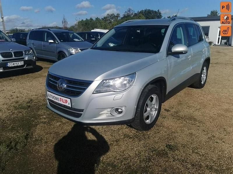 Srebrny Używany 2009 VW Tiguan SUV | 31 900 zł (Uczciwa cena) - Obraz 1/4