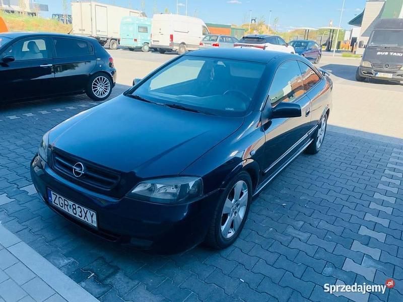 Granatowy Używany 2002 Opel Astra Coupe | 5600 zł - Obraz 1/4