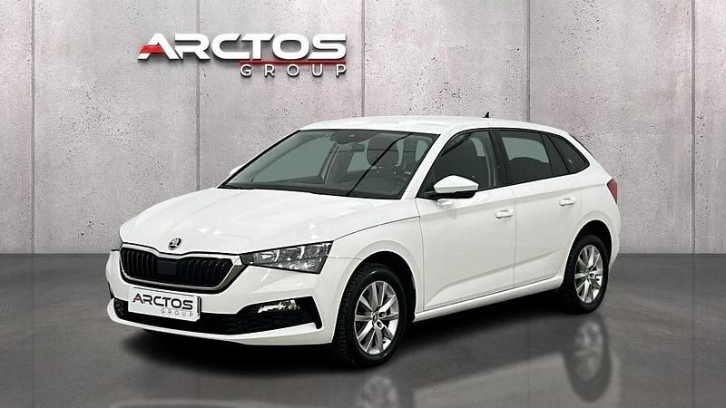 Biały Używany 2020 Skoda Scala Ambition Hatchback | 54 900 zł (Uczciwa cena) - Obraz 1/4