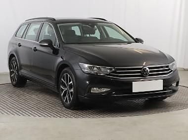 Używany VW Passat 150 KM (110 kW) 2023 Czarny Kombi