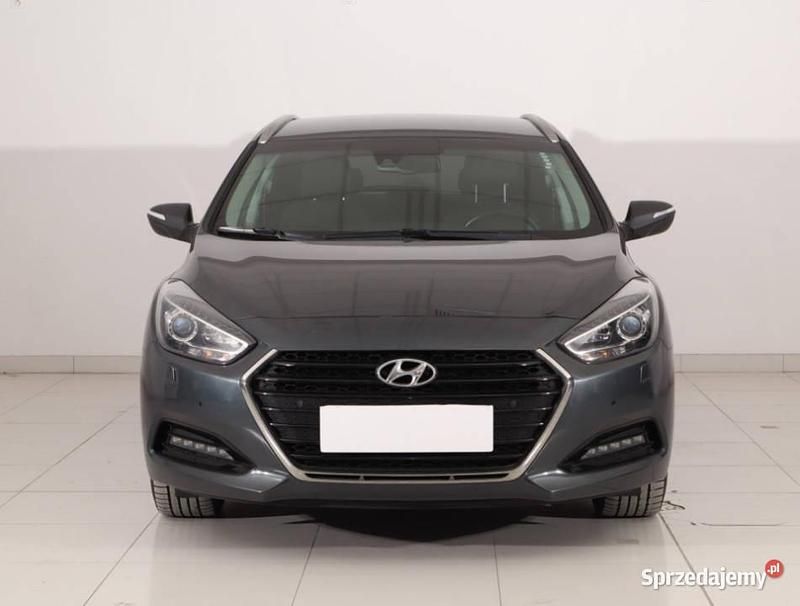 Używany Hyundai i40 2016 Szary Kombi